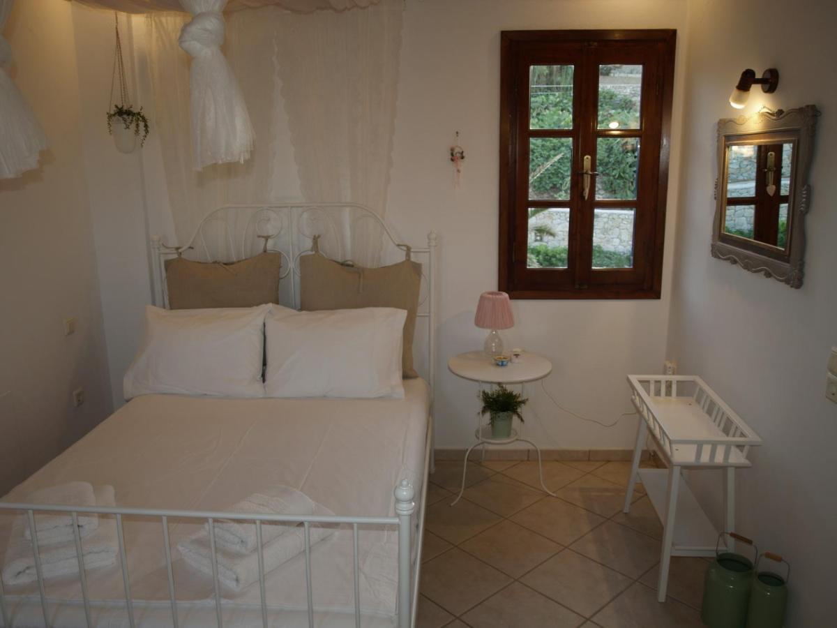 Ornos Seaside Blue Villas Eksteriør billede