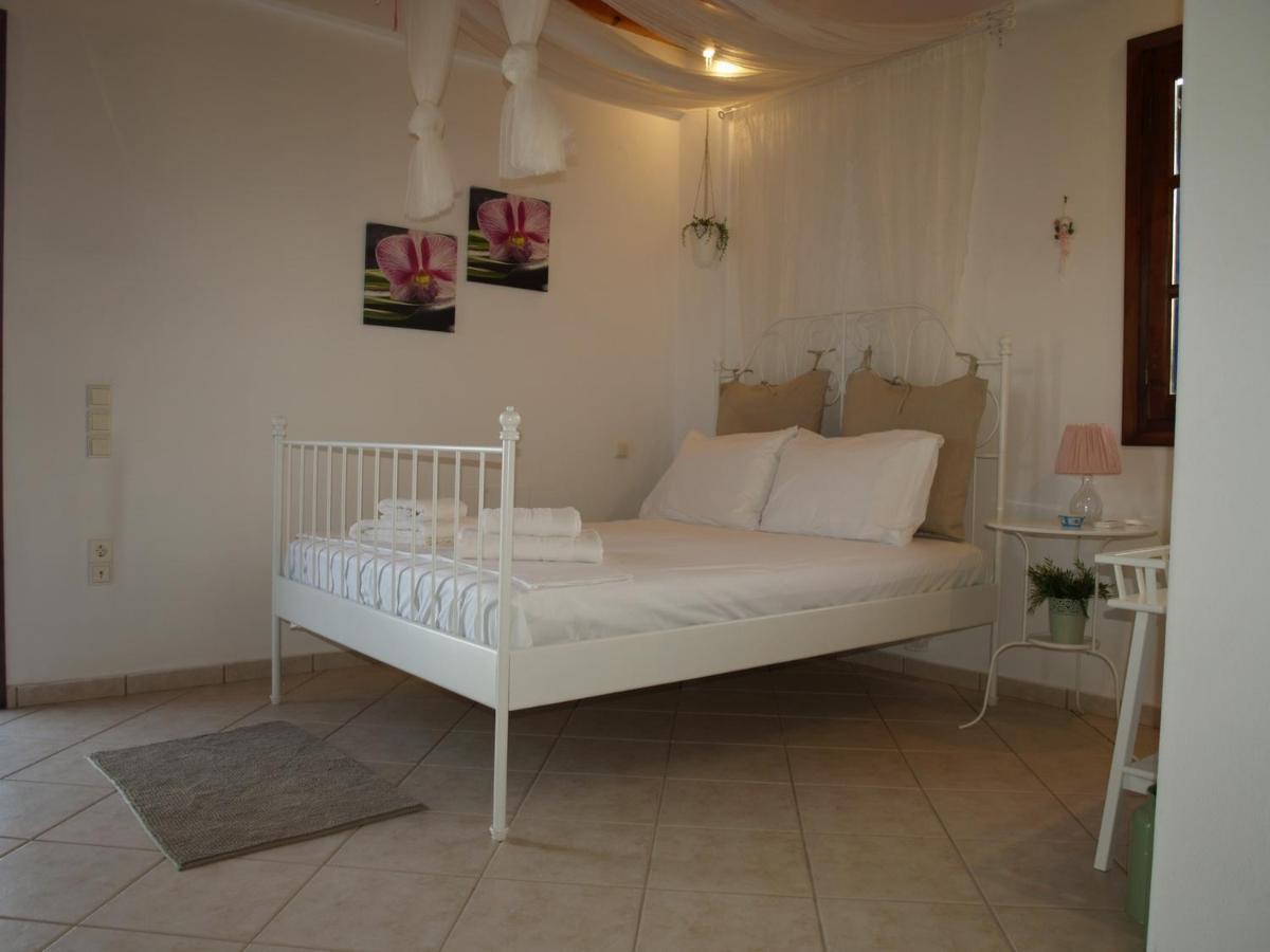 Ornos Seaside Blue Villas Eksteriør billede